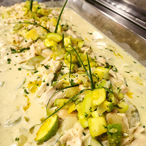 Fajitas de pollo en salsa de zucchini